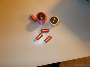 Zdroj TESLA BS 525 - 3