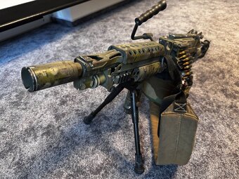 airsoft kulomet / M249 - 3