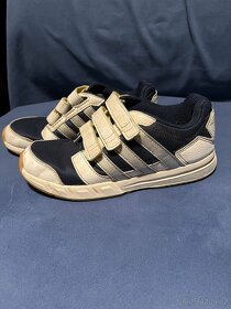sálovky, boty do tělocvičny Adidas vel.33 - 3