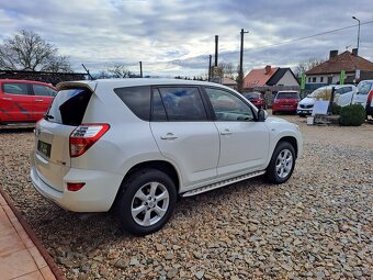 Toyota RAV4 2.2 D-4D 110kW 4X4 ČR AUTOMAT - 3