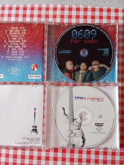2CD ČESKÉ PÍSNIČKY,0609 PÁR ZMĚN - 3
