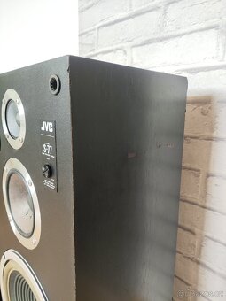 Rpero JVC - 3