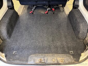 Zadní / přední sedačky / interiér Nissan NV200 / díly - 3
