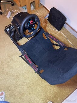 Logitech g29 + PlaySeat Challenge - 3