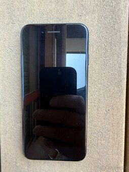 Apple iPhone SE 2020 -64gb - 3
