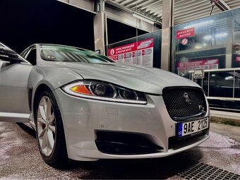 Jaguár XFR - 3