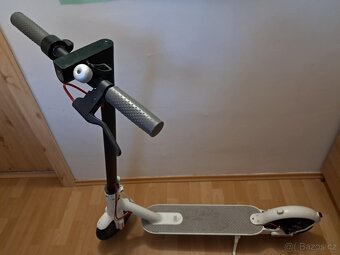 Elektrokoloběžka Xiaomi M365 - 3