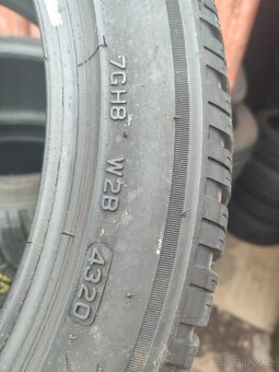 225/45/17 Bridgestone - 3