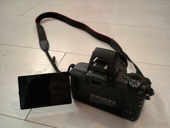 CANON EOS M50 černý + 15-45 mm + příslušenství - 3