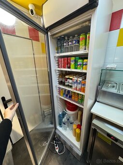 Prosklená lednice - 3