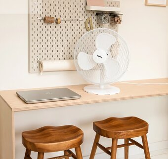 NOVÝ Stolní ventilátor. "Tristar".Průměr: 40 cm - 3