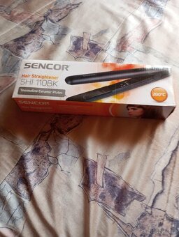 ŽEHLIČKA NA VLASY - 3