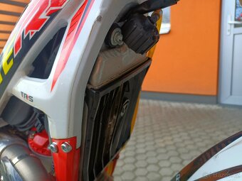 TRS 250 RR - 3