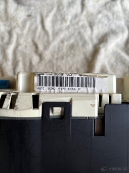 Budíky audi a4 b5 benzín - 3