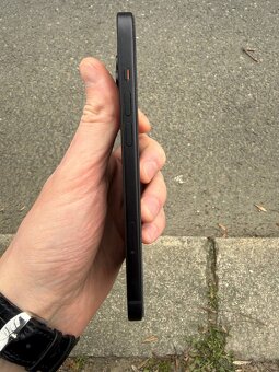 Apple iPhone 15+ 128 g - 3