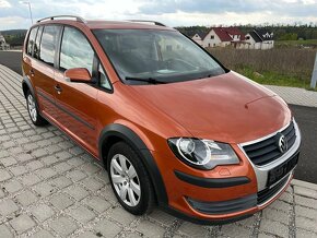 Volkswagen Touran Cross 1.9 TDI, 7 míst - 3
