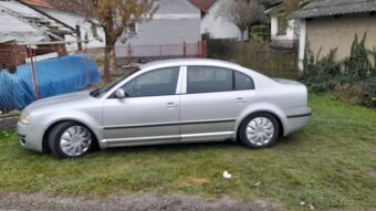 Prodám škoda superb r.v.2004 - 3
