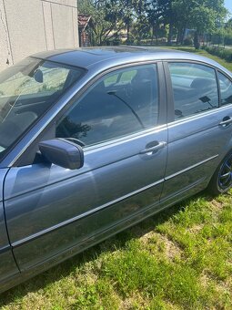 BMW e46 320i sedan - 3