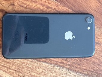 iPhone 8 - 3