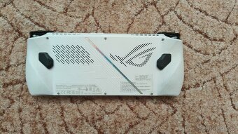 ASUS ROG Ally (AMD Z1 Extreme) - 3