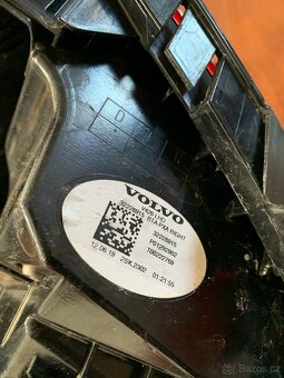 Pravé zadní světlo Volvo XC 60 - 3