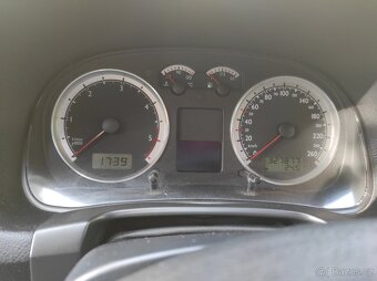 Volkswagen Golf combi 1.9 tdi - 3