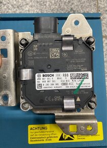 Audi SQ7 2020 Distronic ACC radar sensor 4M0907561R - 3