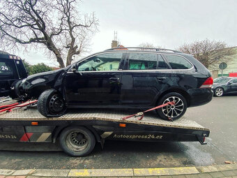 Vůz na náhradní díly VW Golf 6 kombi 2012 CFHC NFP L041 - 3