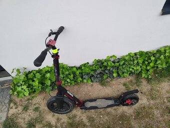 Skládací koloběžka TEMPISH Tecniq Air černá - 3