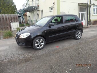Škoda Fabia 2 1.2htp 44kw pouze 77000km velmi pěkná - 3