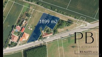 Pozemek určený k výstavbě 1 899 v obci Jamolice. - 3