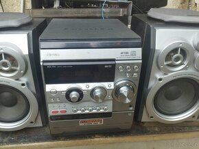 Sharp CD-BA250,Aiwansx-r51,Panasonic SA-PM04,LG,Sanyo,radia - 3