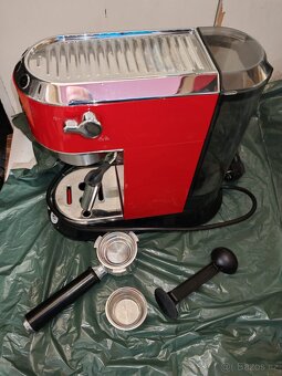 Kávovar De'Longhi Mini EC680.R - 3