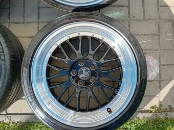 Ultrawheels 5x108R18 - 3