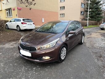 Prodám auto - Kia cee’d 1.4 - 3