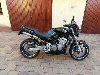 Hornet 900 - 3