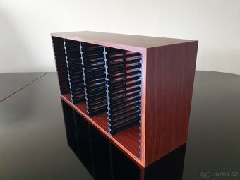 Stojan na CD - 3
