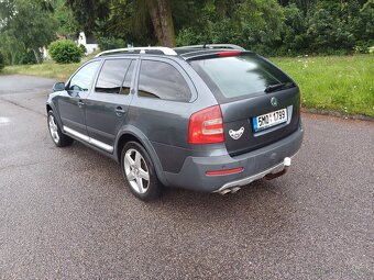 Škoda Octavia Scout - 3