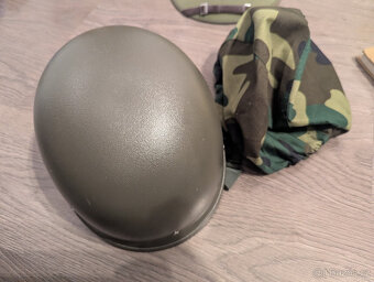 Airsoftová helma - 3