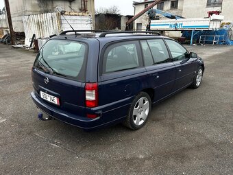 Opel Omega 3.2 V6 - 3