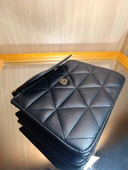 Mini-kabelka černá v 100% stavu - 3