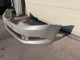 Škoda Fabia 3 - přední nárazník 6V0807221 - 3