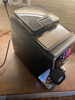 Automaticky kávovar Philips Latte go 5500 - 3