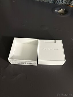 Apple AirPods 4 – originální krabička (obal) - 3