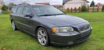 Volvo V70 2.4D5 - 3