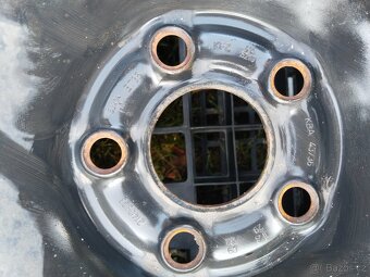 Kola Škoda Fabia - 3