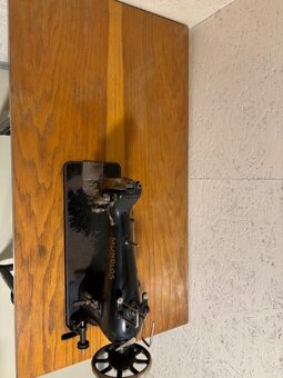 Šicí stroj Mundlos - 3