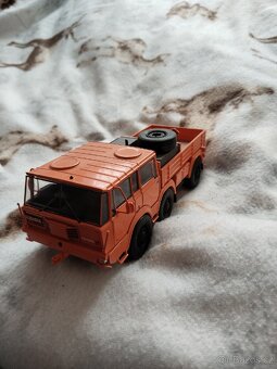 Modely - 3