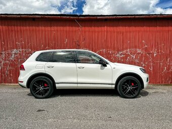 Volkswagen Touareg II 3.0 V6 TDI BlueMotion - 3