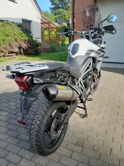 Triumph Tiger 800 XCA - 3